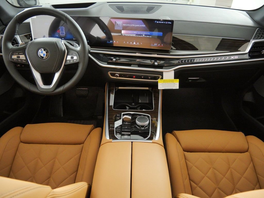 New 2026 Skyscraper Grey Metallic BMW xDrive40i image 5