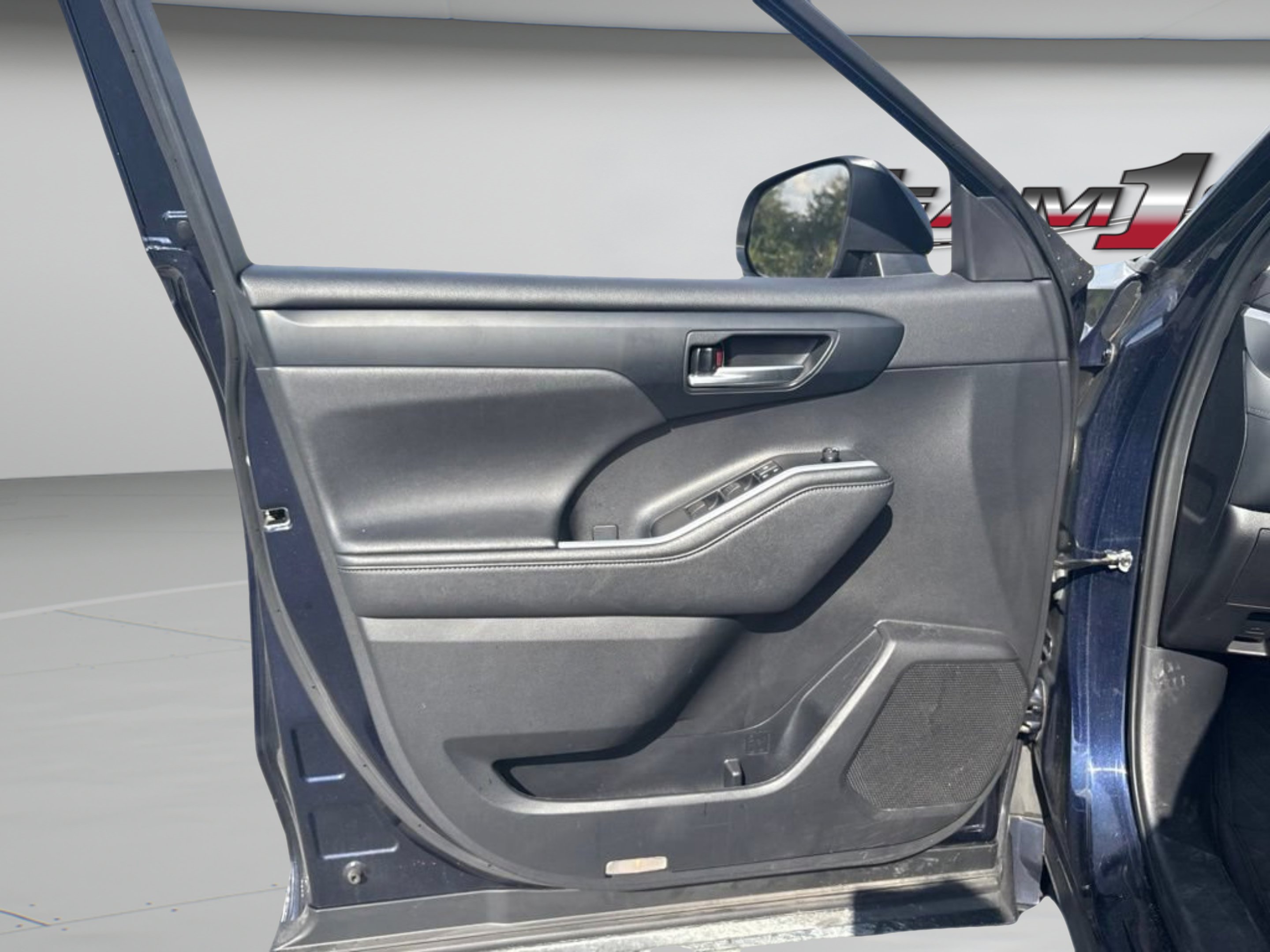 Used 2023 Blueprint Toyota XLE image 16