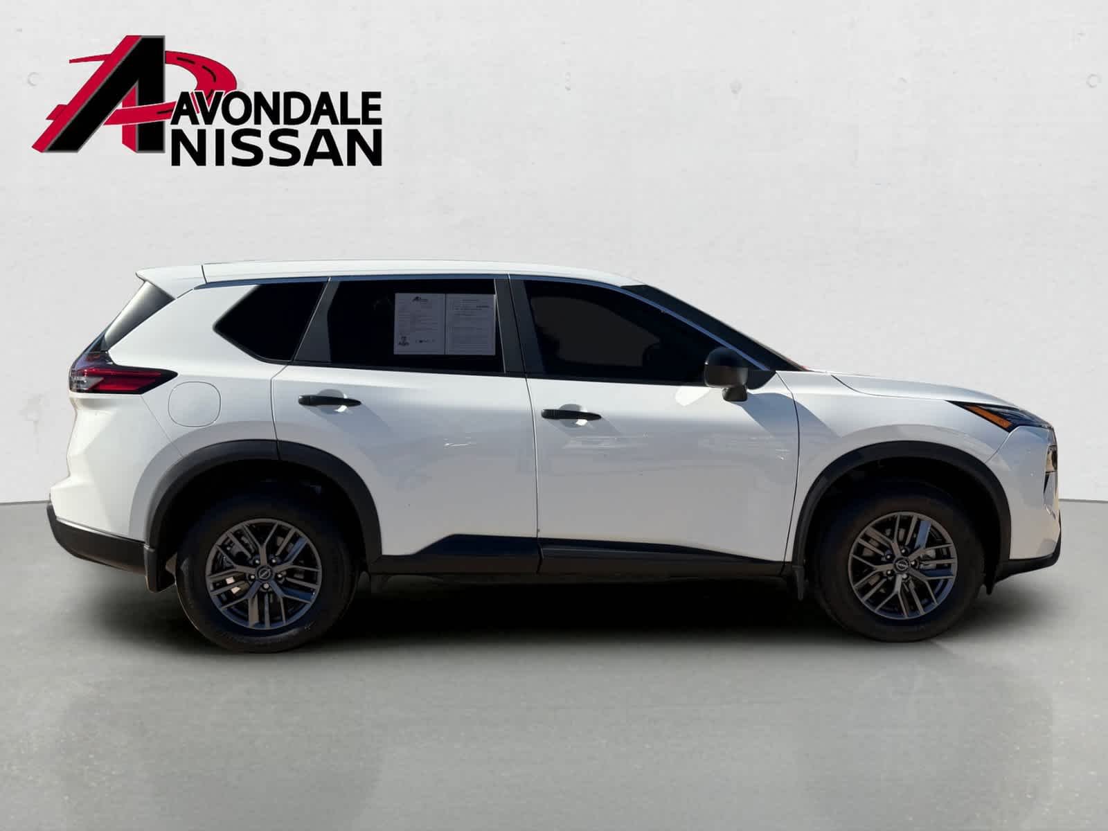 New 2026 Glacier White Nissan S image 7