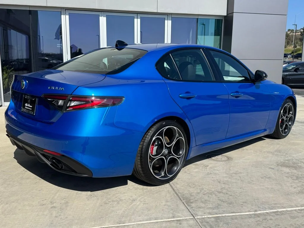 New 2026 Blue Metallic Alfa Romeo Base image 7