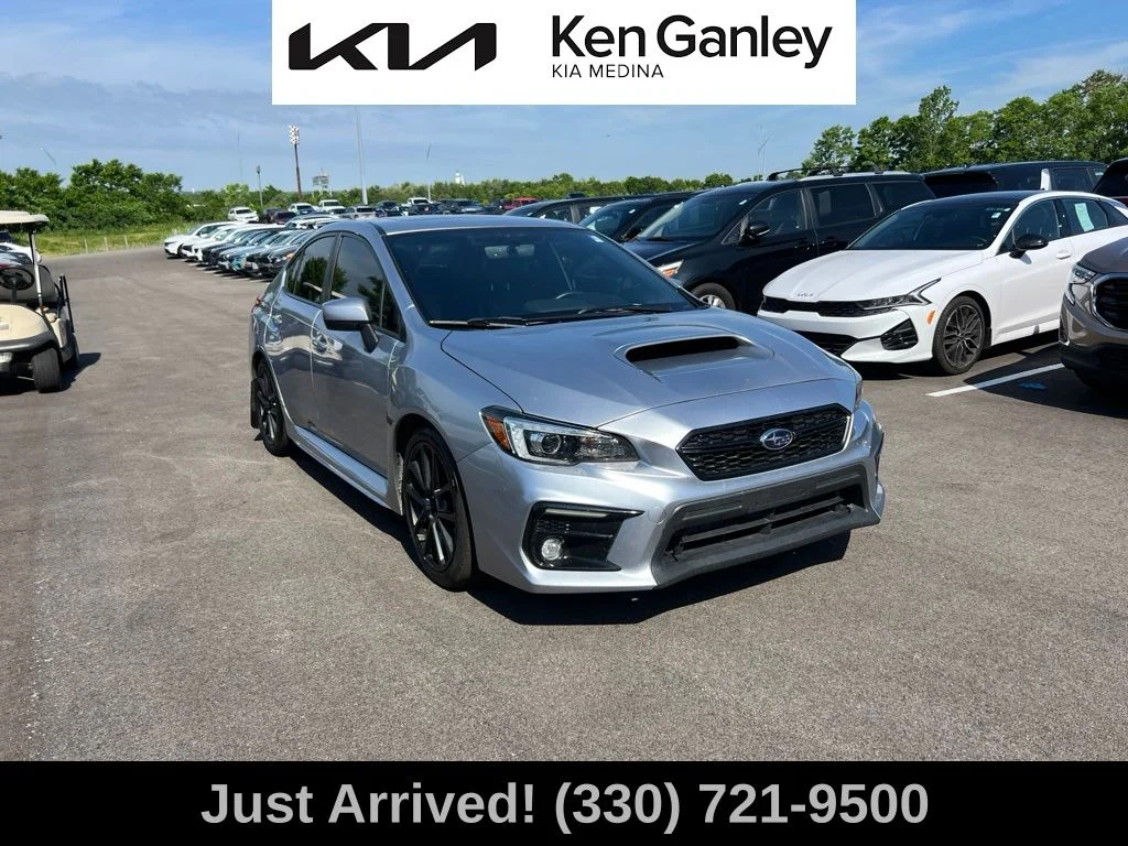 Used 2021 Silver Subaru Limited image 3