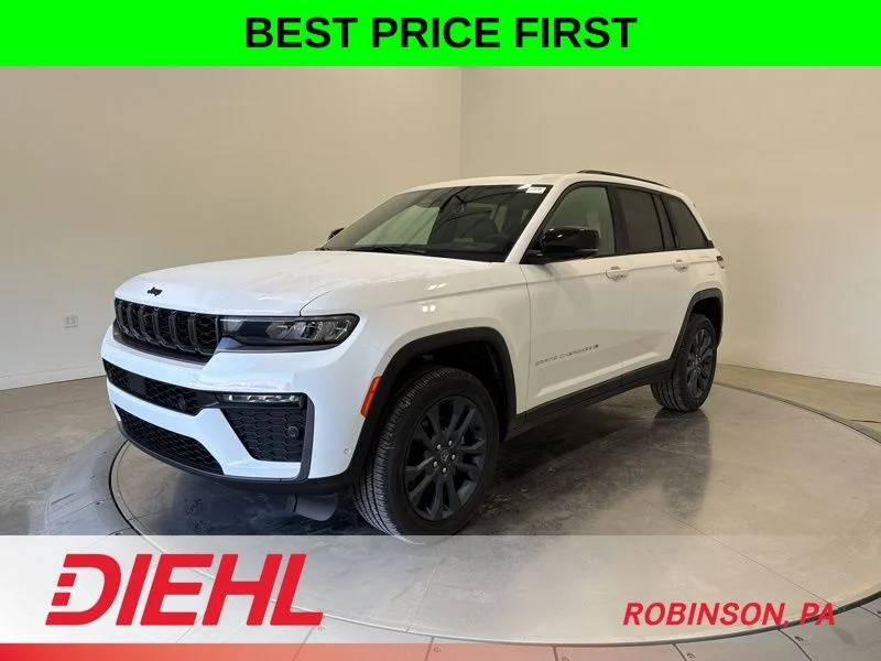 New 2026 Bright White Clear-Coat Exterior Paint Jeep Limited image 3