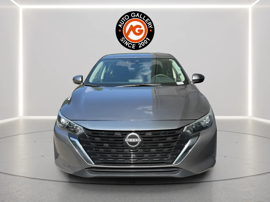 Used 2024 Gray Nissan S image 3