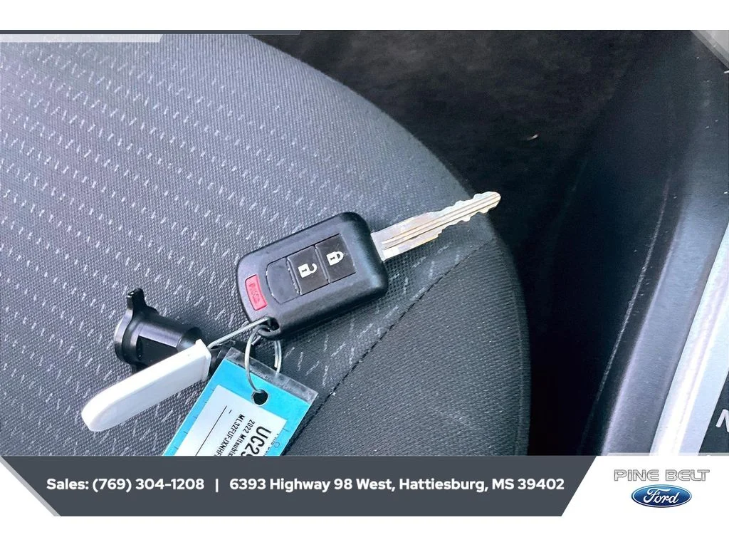 Used 2022 WHITE Mitsubishi ES image 9