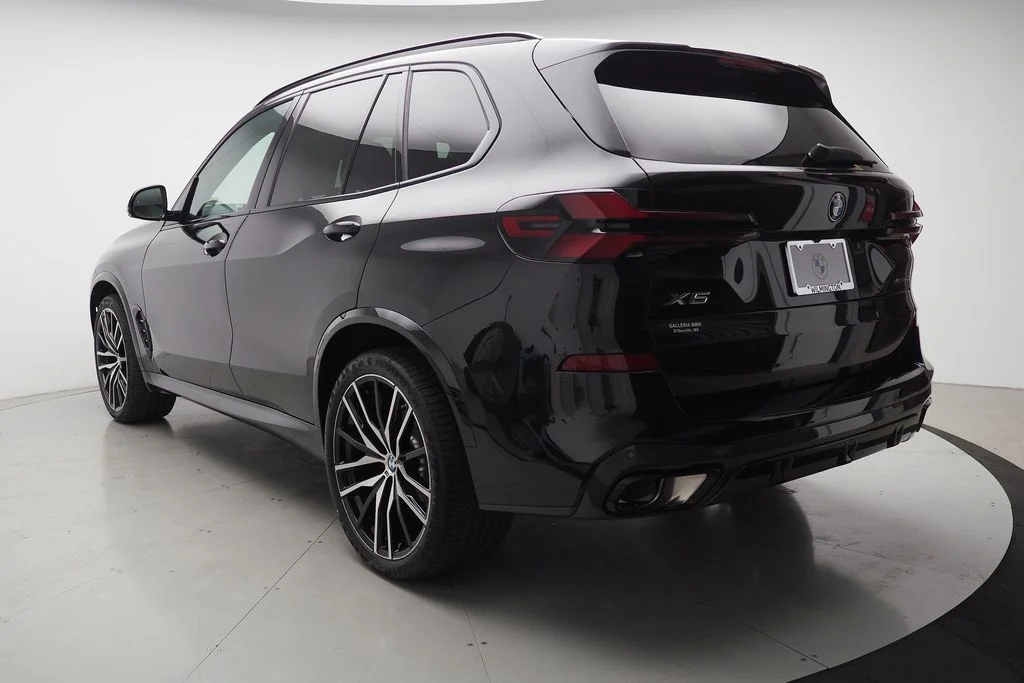 New 2026 Black Sapphire Metallic BMW sDrive40i image 4