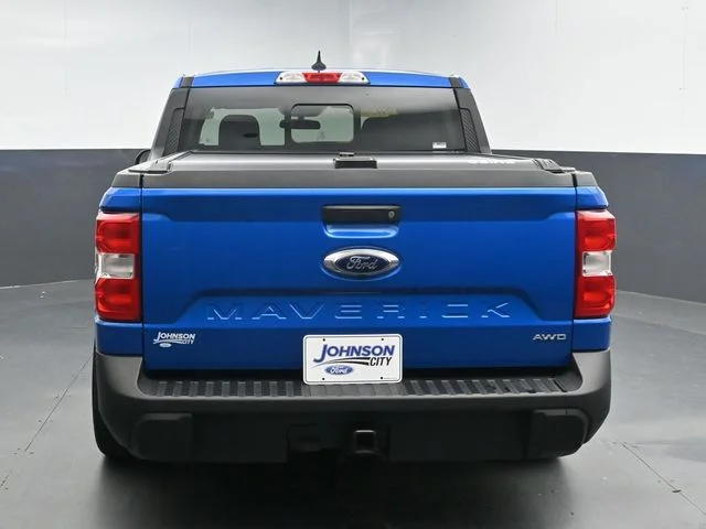 Used 2022 Blue Ford Lariat image 8