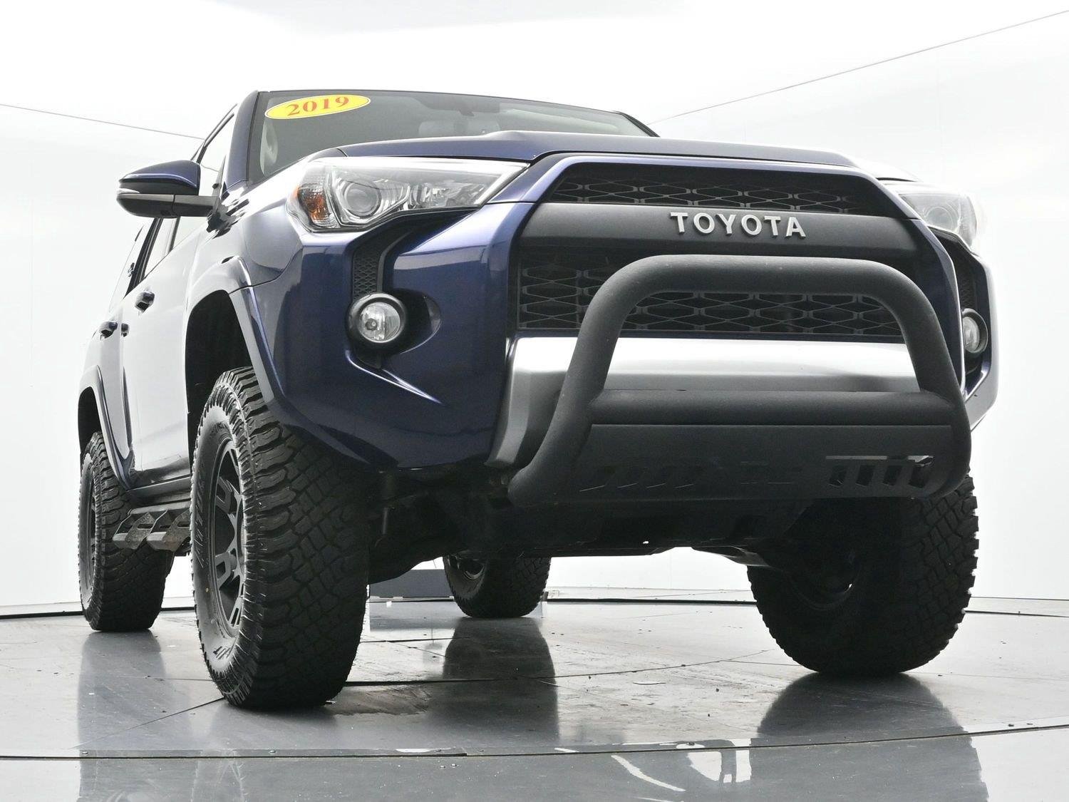Used 2019 Nautical Blue Metallic Toyota SR5 image 45