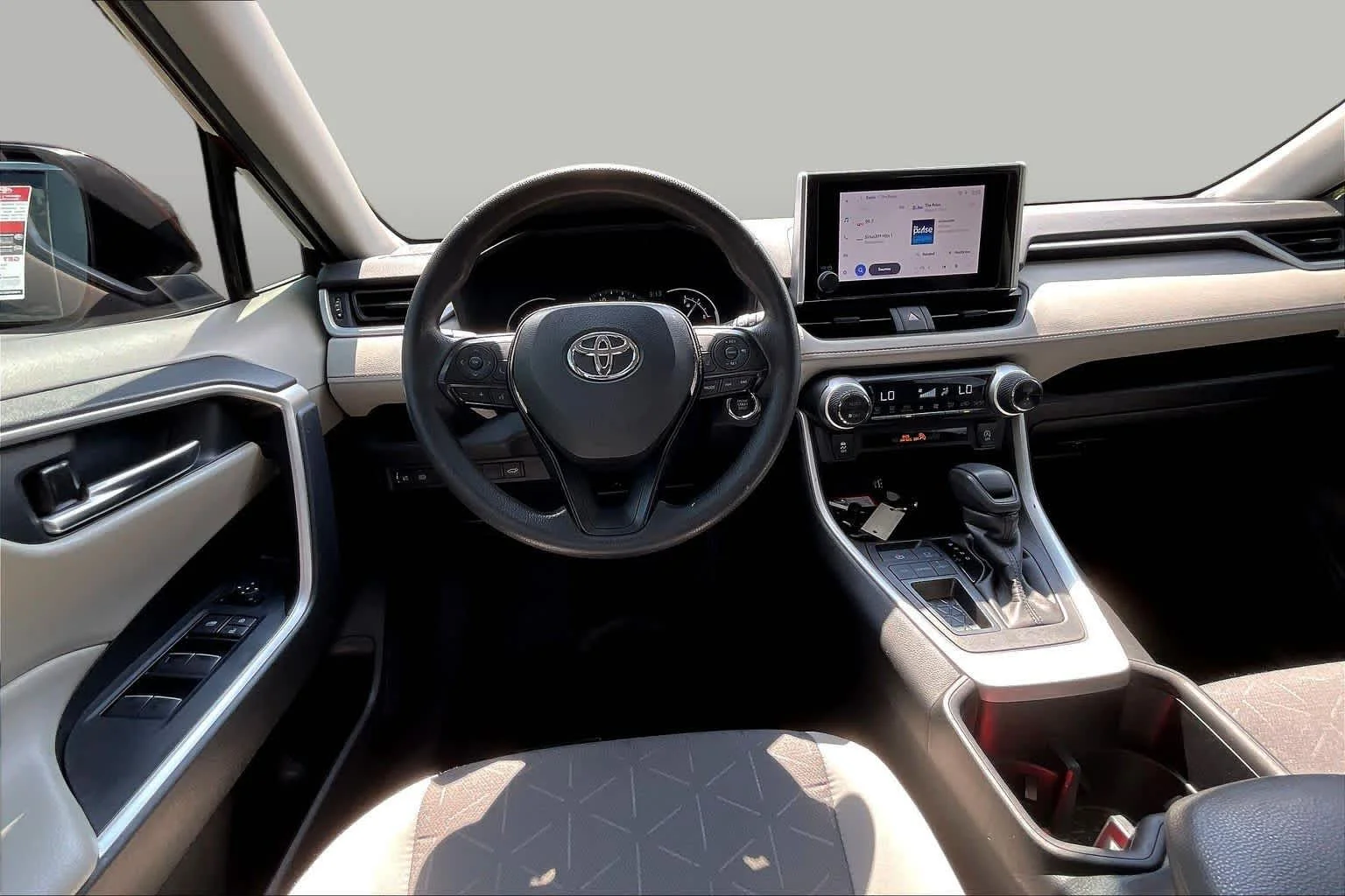 Used 2024 Ruby Flare Pearl Toyota XLE image 6