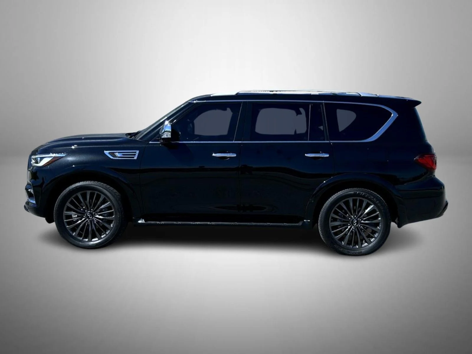 Used 2024 Black INFINITI Sensory image 8