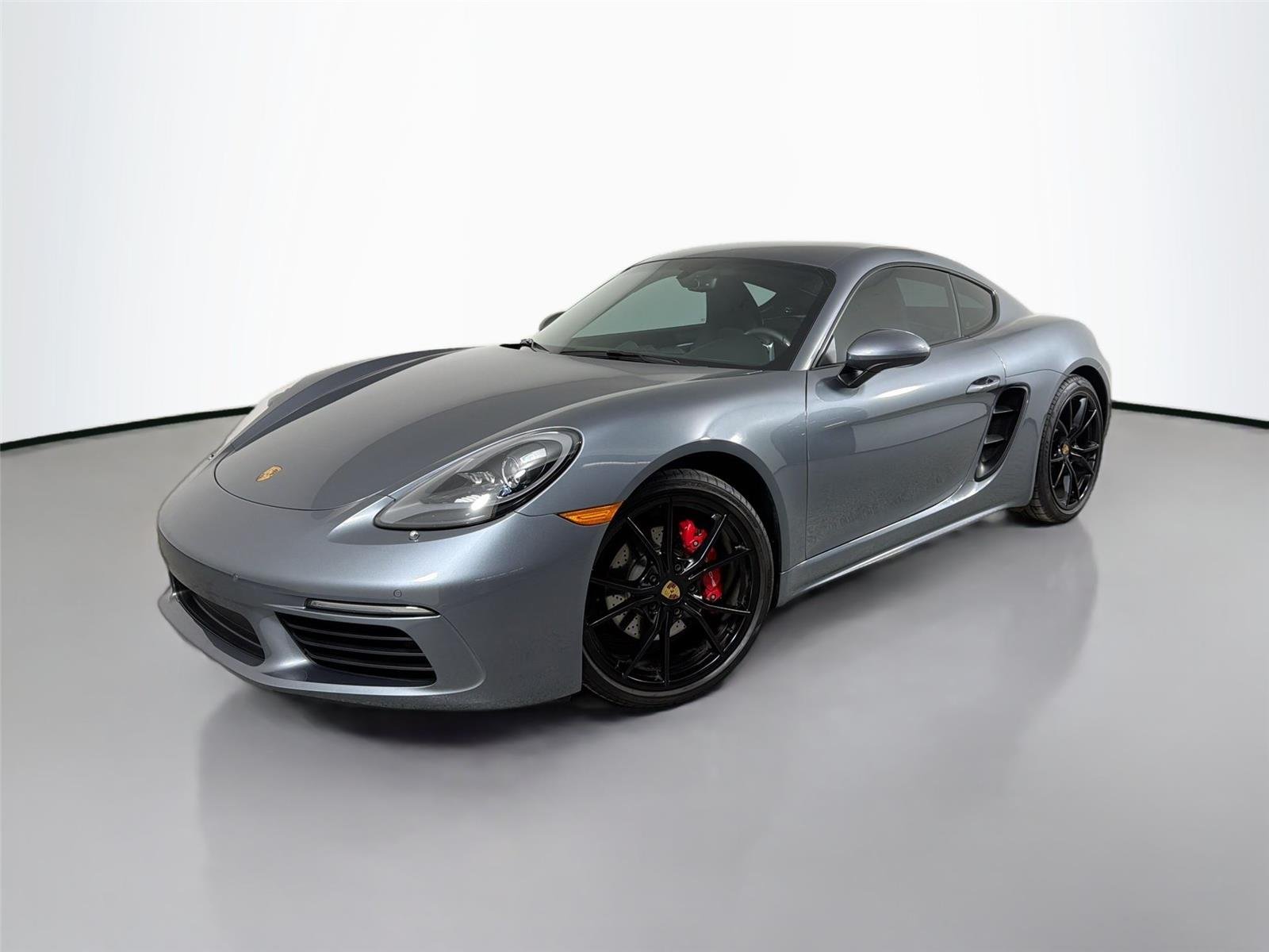2025 Porsche 718 Cayman S's photo