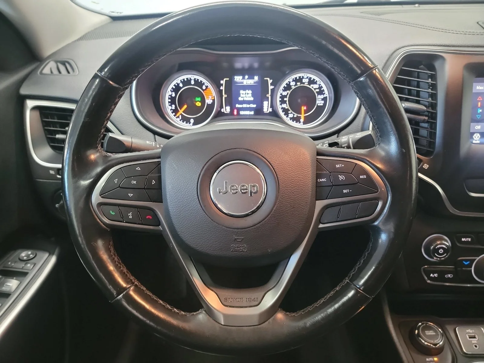 Used 2020 Slate Blue Pearlcoat Jeep Latitude Plus image 16