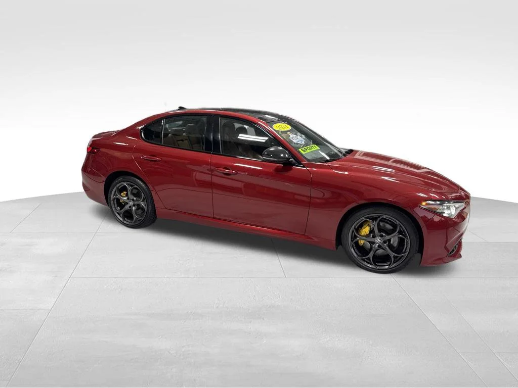 Used 2021 Red Alfa Romeo Ti Sport image 10