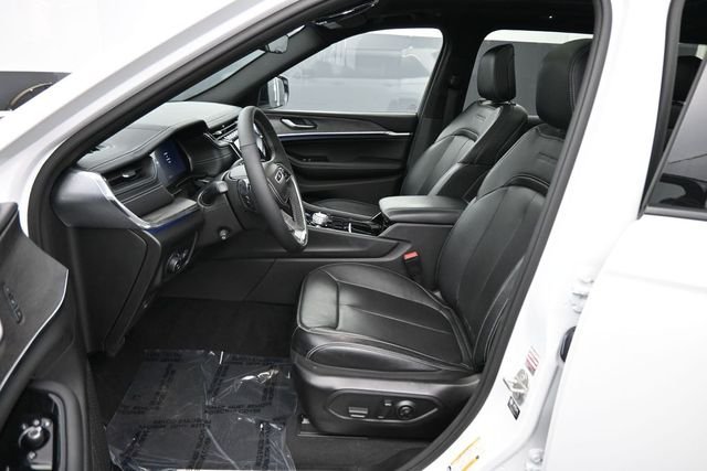 2024 Jeep Grand Cherokee Overland - Photo 20