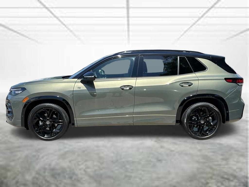 New 2026 Green Volkswagen 2.0T SE R-Line Black image 2
