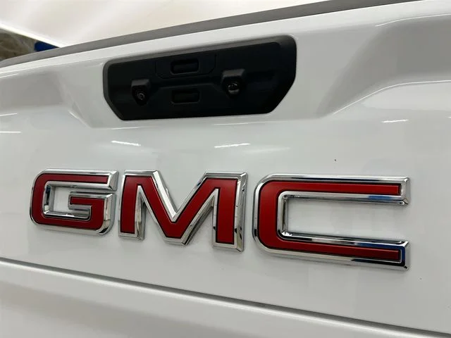 2025 GMC Sierra 1500 SLT - Photo 40