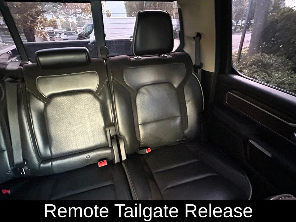 Used 2019 Black Ram Laramie image 14