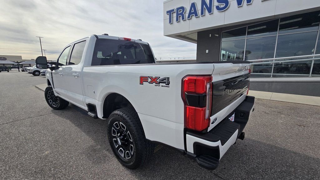 2026 Ford F-250 Super Duty Platinum - Photo 9