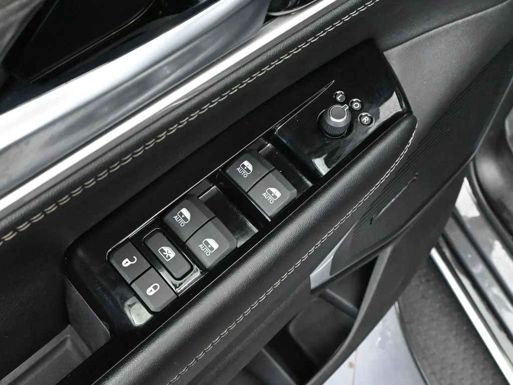 2024 Jeep Wagoneer Series II - Photo 19