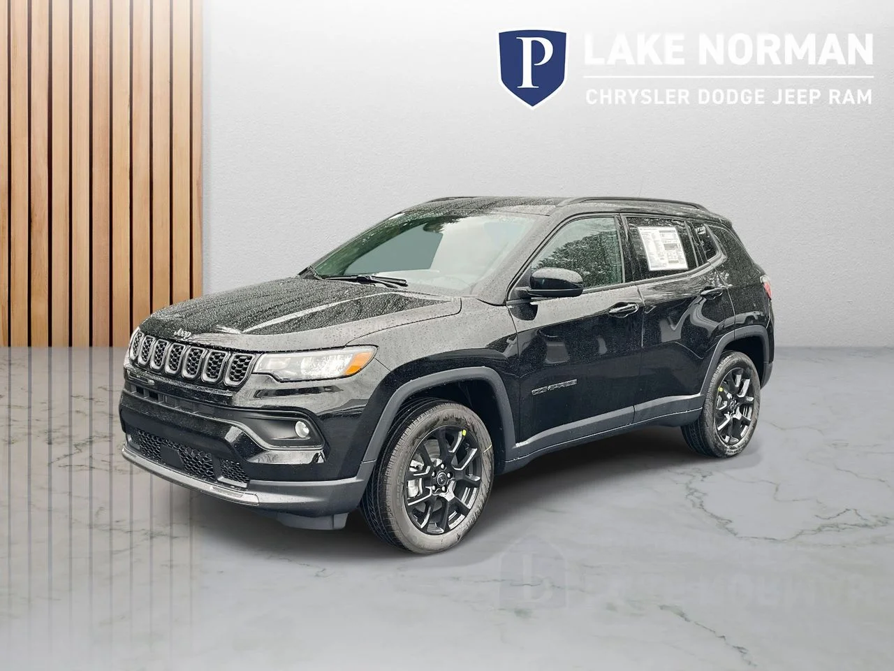 New 2026 Diamond Black Crystal Pearl-Coat Exterior Paint Jeep Latitude image 4