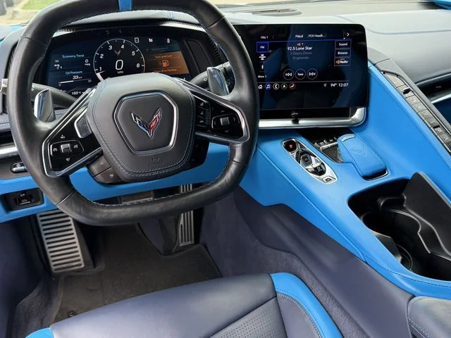 Used 2020 White Chevrolet Stingray image 9