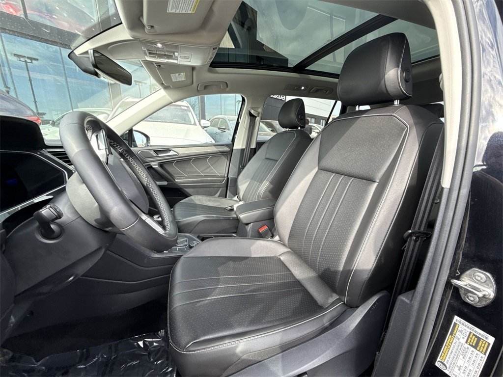 2022 VOLKSWAGEN TIGUAN - Image 10