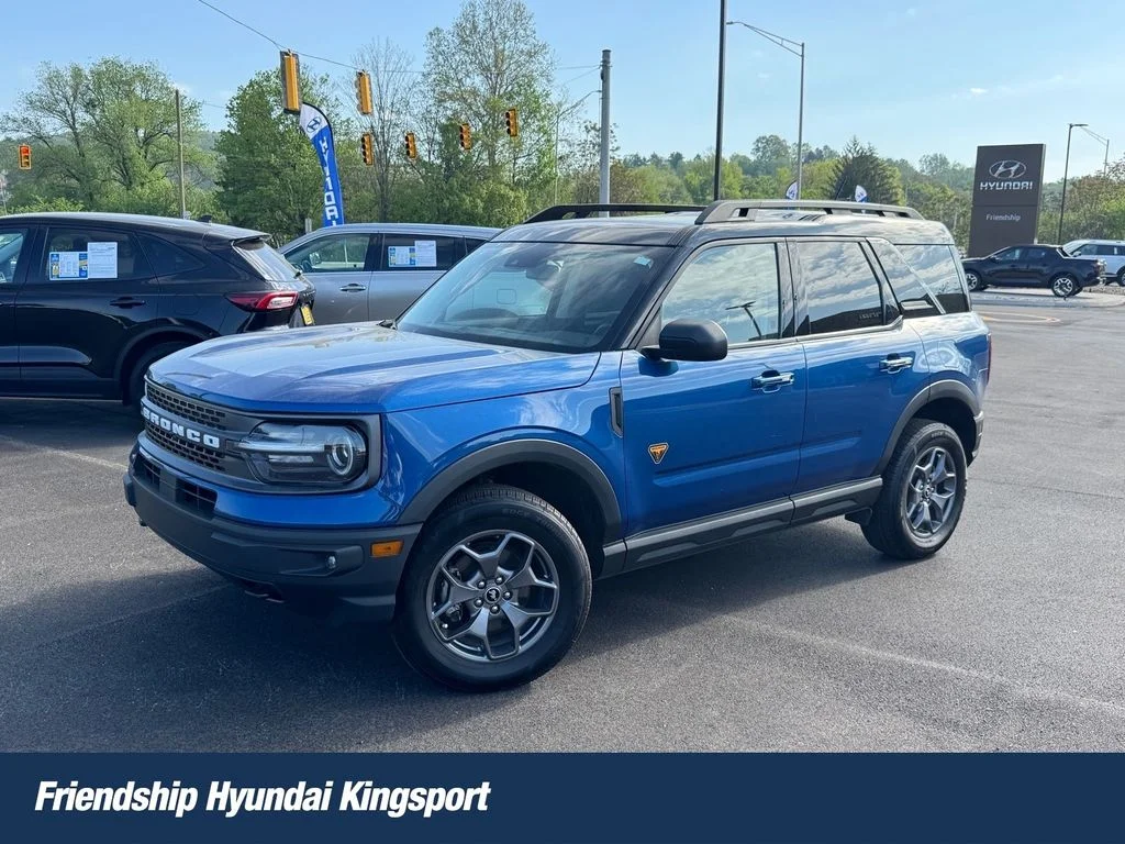 Used 2024 Blue Ford Badlands image 1