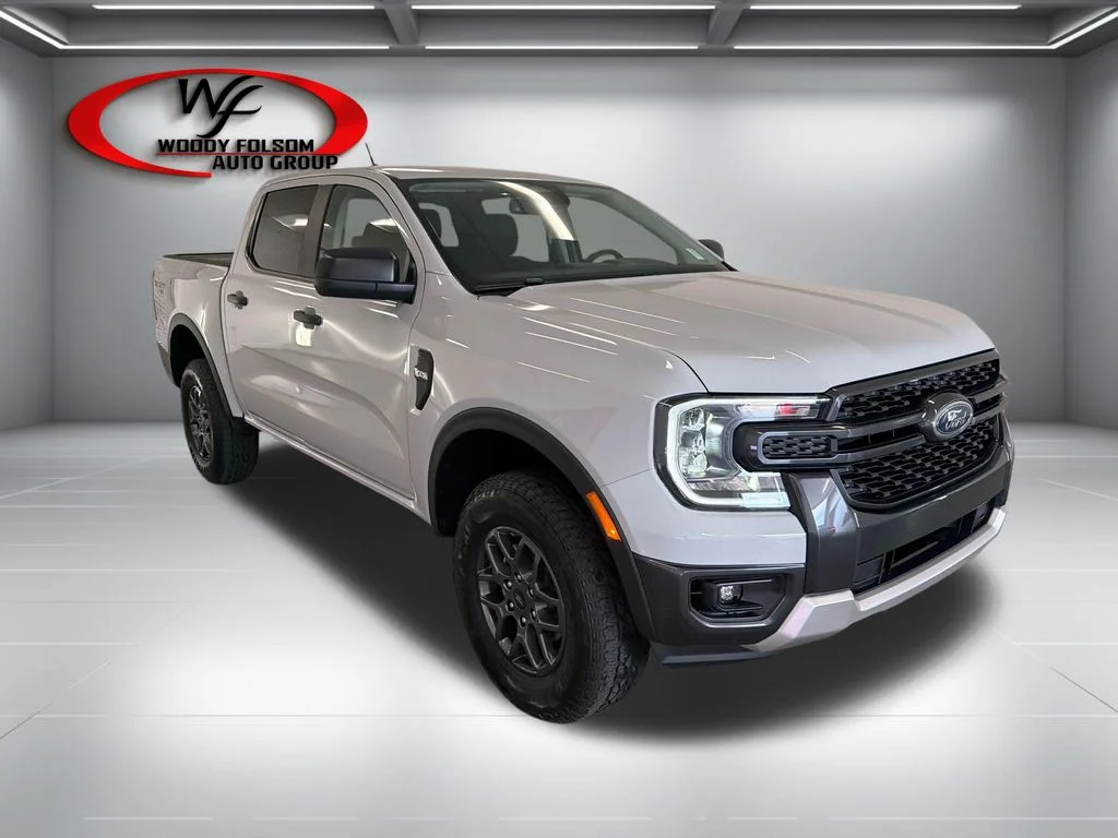 New 2026 White Ford XLT image 3