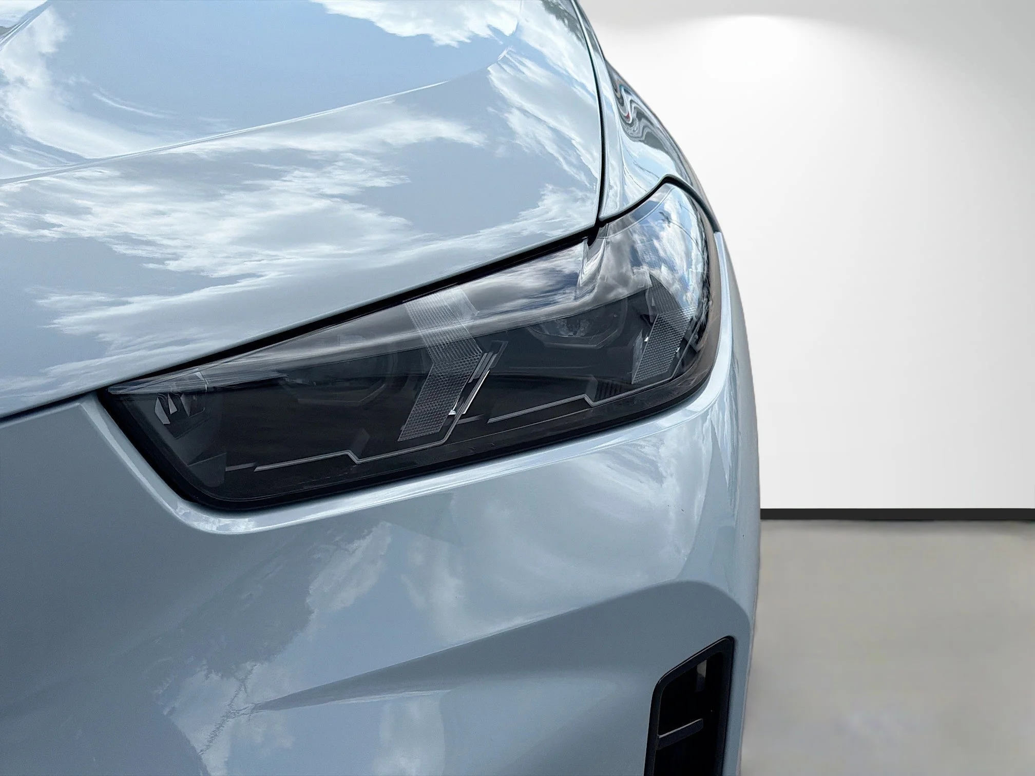 New 2026 Brooklyn Grey Metallic BMW sDrive40i image 9