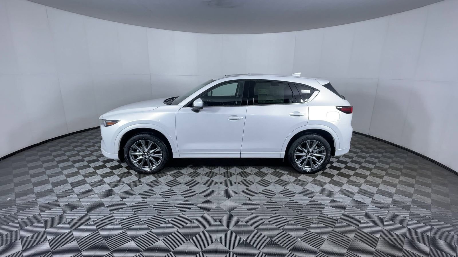 2025 Mazda CX-5 S Premium Plus package - Photo 5