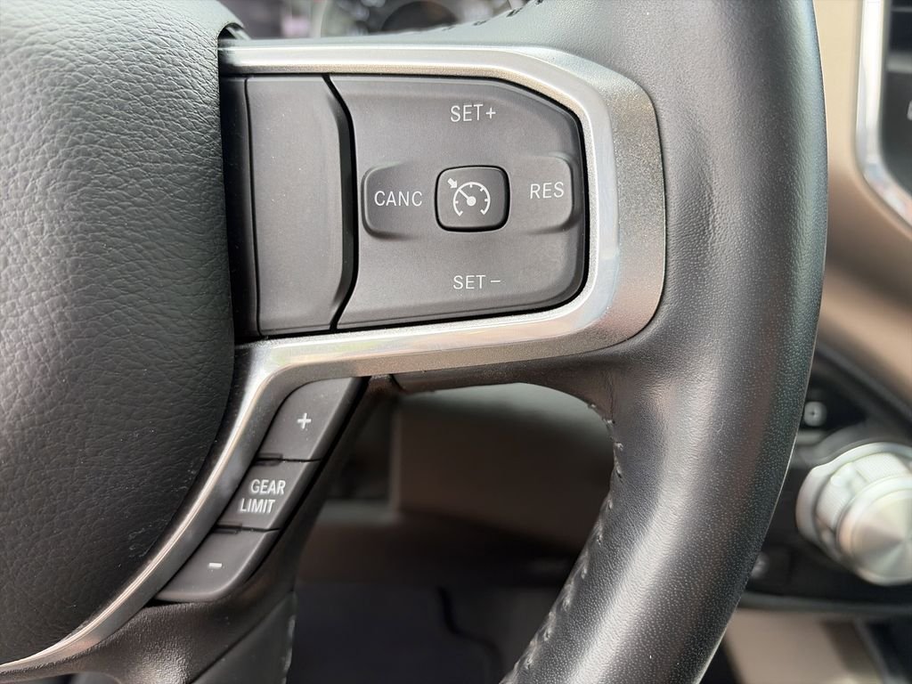 Used 2022 Silver Ram Laramie image 23