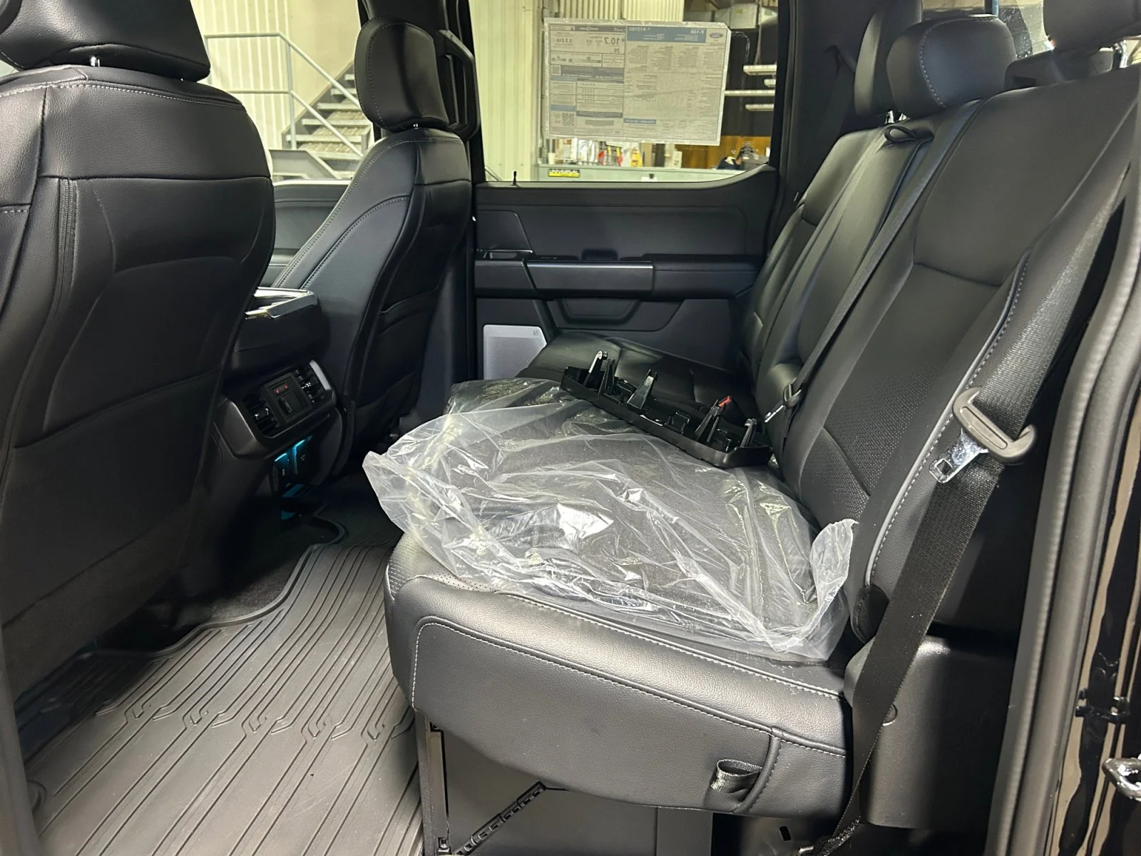 New 2026 Agate Black Metallic Ford Lariat image 19