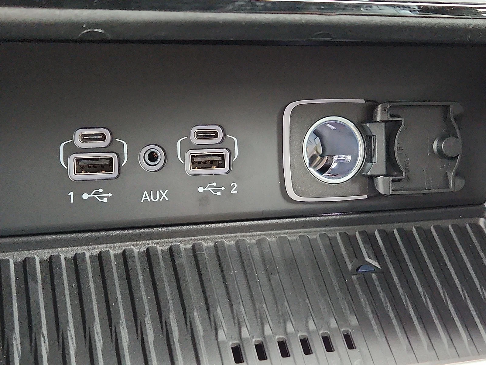 New 2027 PDN Sting-Gray Jeep LAREDO 4X4 image 16