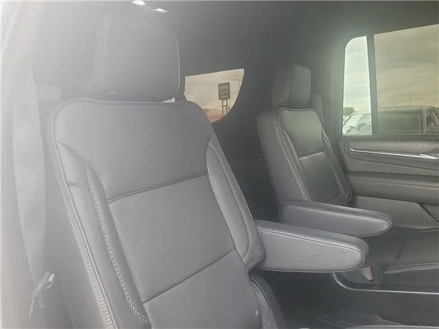 Used 2024 White Frost Tricoat GMC Denali 4x2 image 11