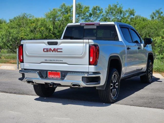 Used 2022 Quicksilver MET GMC SLT 4x4 Crew Cab 5.75 ft. box 147.4 in. WB image 7