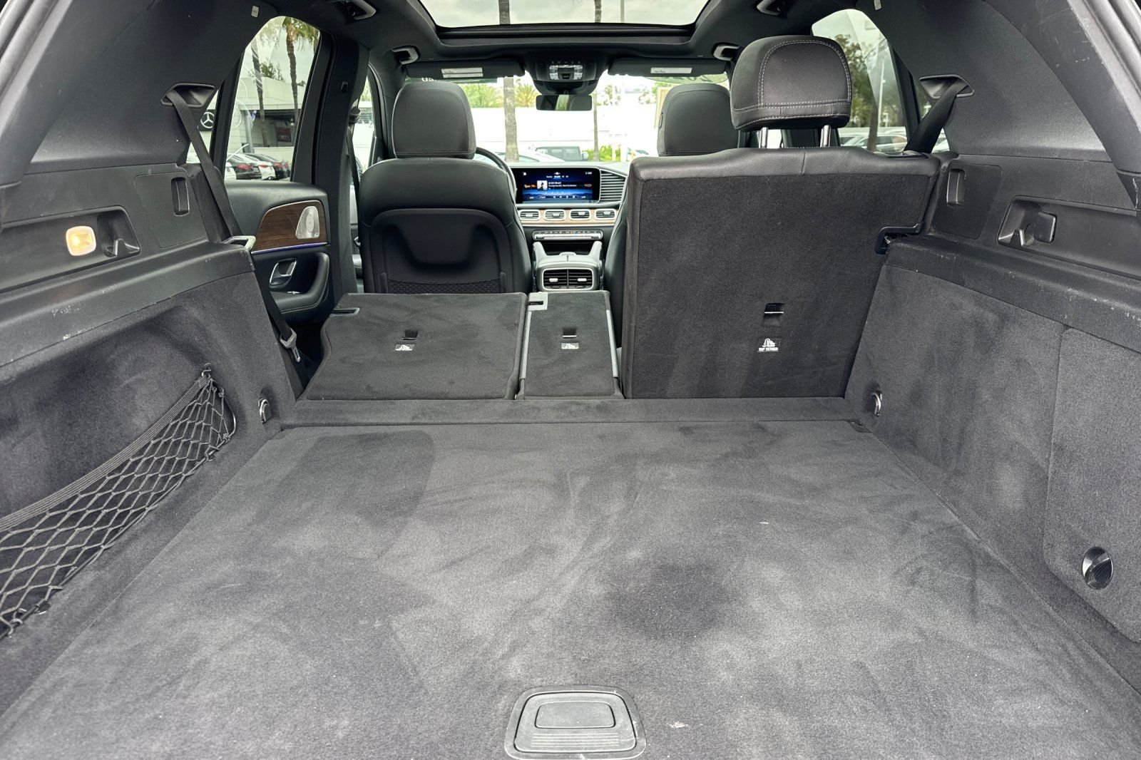 Certified Used 2025  Mercedes-Benz GLE 450 image 38
