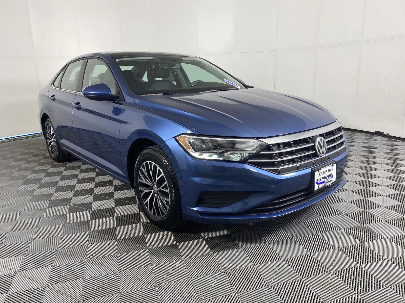 Used 2020 Blue Silk Metallic Volkswagen S image 10