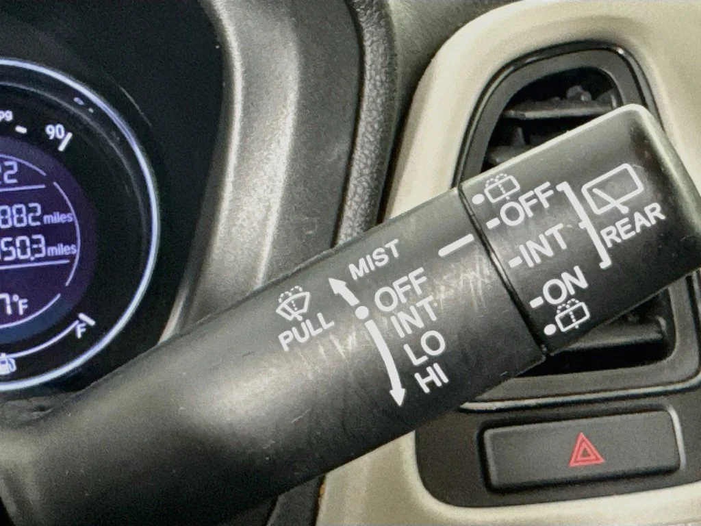 Used 2016 Blue Honda LX image 13