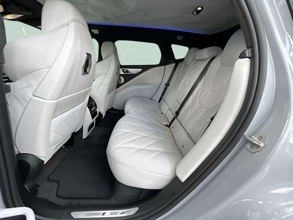 2026 BMW XM Base - Photo 27