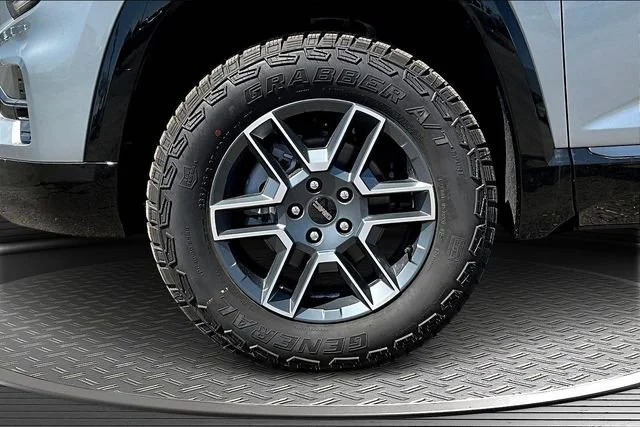2026 GMC Terrain AT4 - Photo 12
