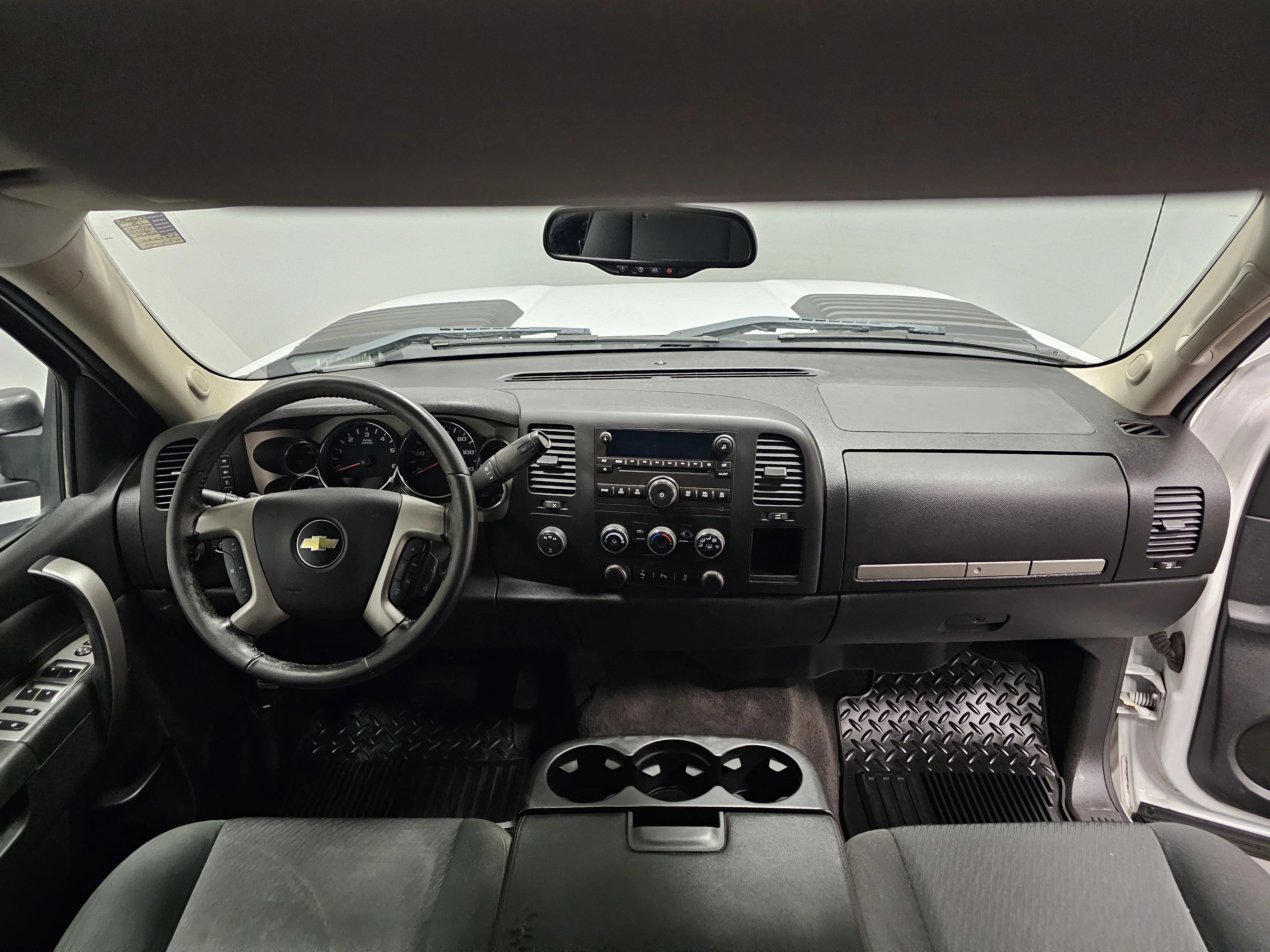 Used 2013 Summit White Chevrolet LT image 18