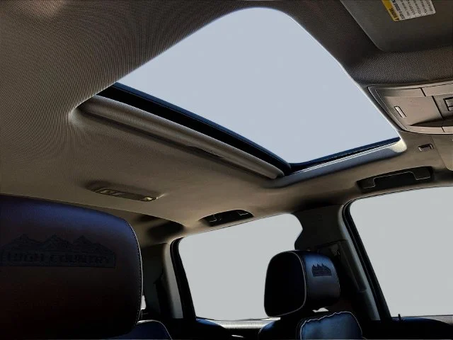 Used 2016 Black Chevrolet High Country image 31