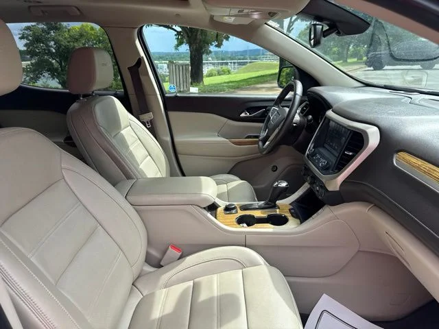 Used 2017 Red GMC Denali image 10