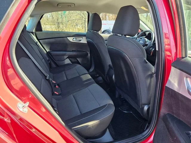 Used 2024 Red Kia LXS image 19