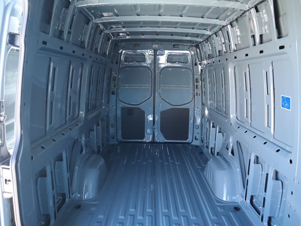 New 2026  Mercedes-Benz Cargo 170 WB image 28