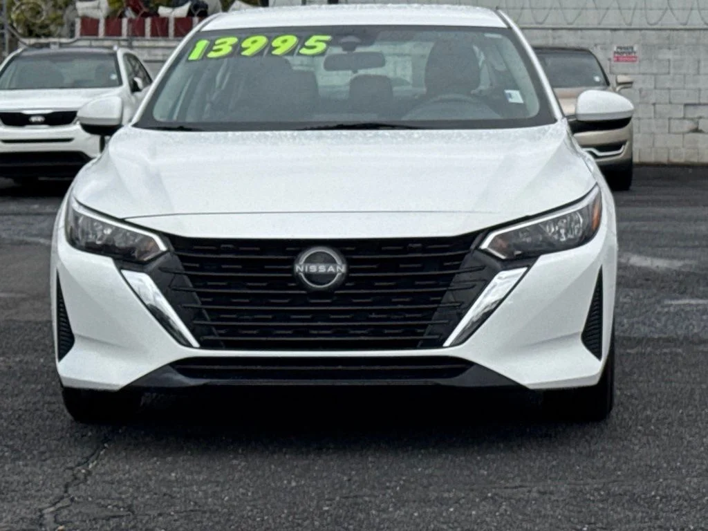 Used 2024 White Nissan S image 3