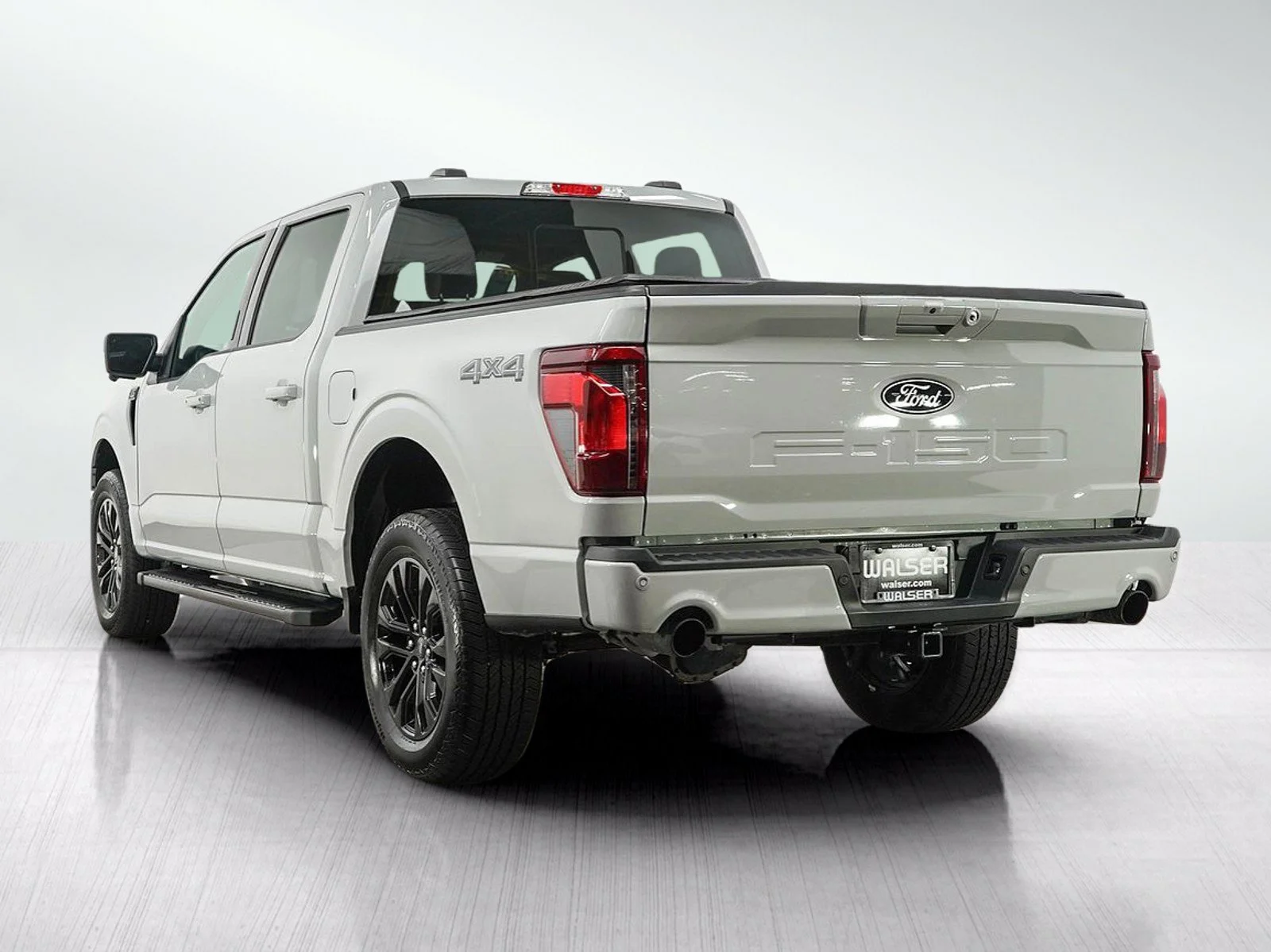 Used 2024 Avalanche Ford XLT image 3