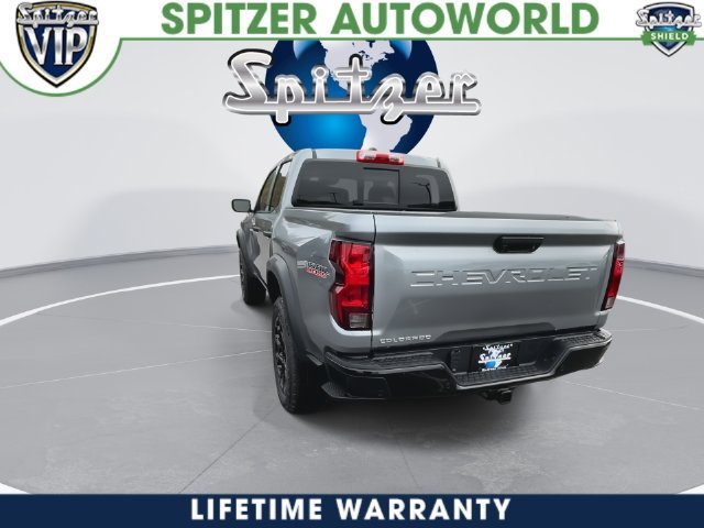 2026 Chevrolet Colorado photo 12 of 41