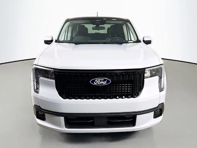 New 2026 Space White Metallic Ford Maverick Lobo™ image 32
