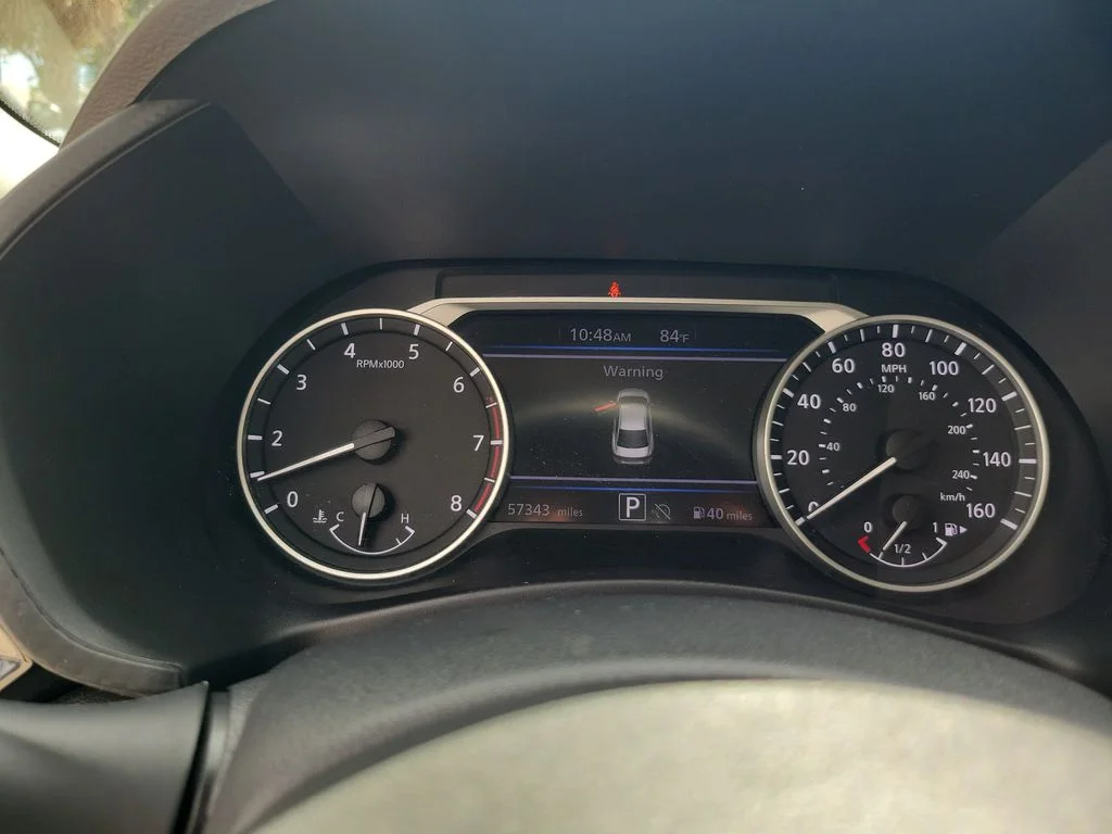 Used 2024 White Nissan SV image 27
