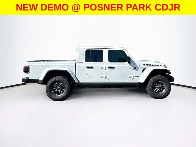 New 2026 Bright White Clearcoat Jeep Mojave image 4